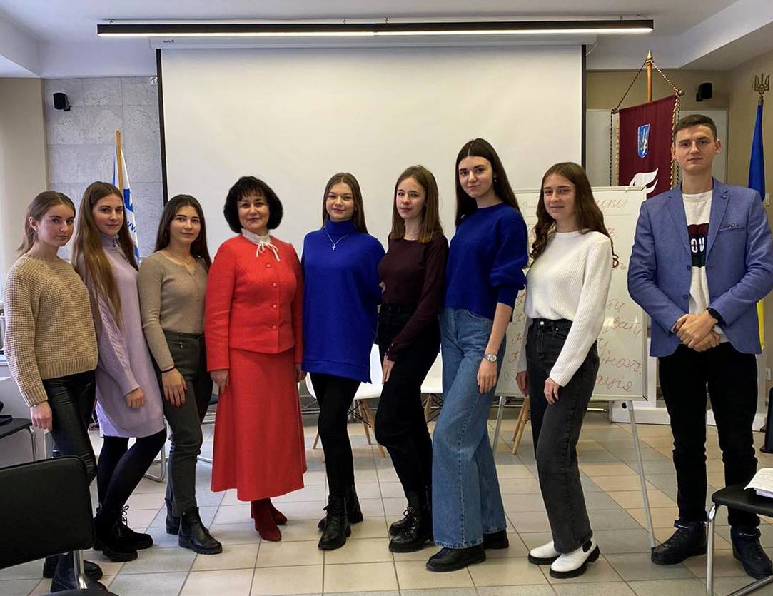 .Учасниці та учасник тренінгу готові працювати у середовищі однолітків за методом ''рівний-рівному''